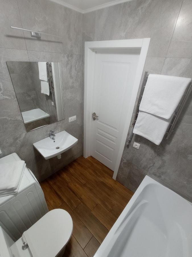N.A.N. Apartments City Centre Kiev Luaran gambar